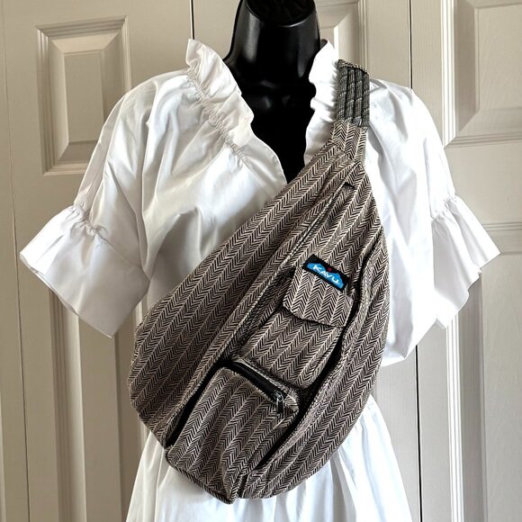 KAVU Herringbone Rope Crossbody Sling Bag 17" x 13" - Classic Cotton Backpack - Picture 1 of 12